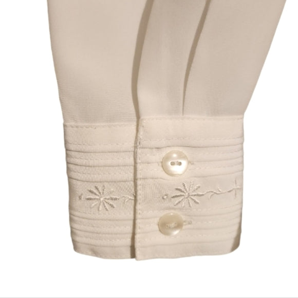Vintage White Blouse/Shirt with buttons and embroidery on front and sleeve