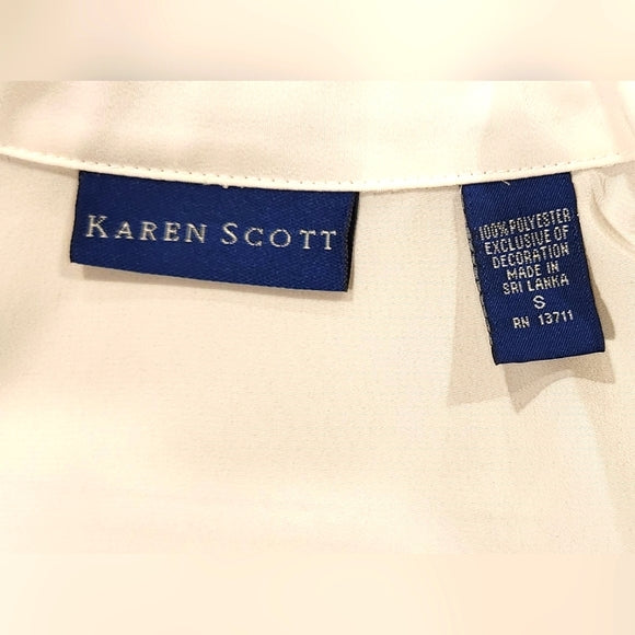 Vintage White Blouse/Shirt with buttons and embroidery on front and sleeve