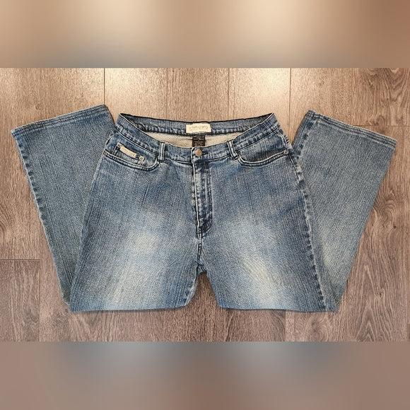 Vintage Simon Chang Faded Blue Straight Leg Jeans with Floral Embroidery