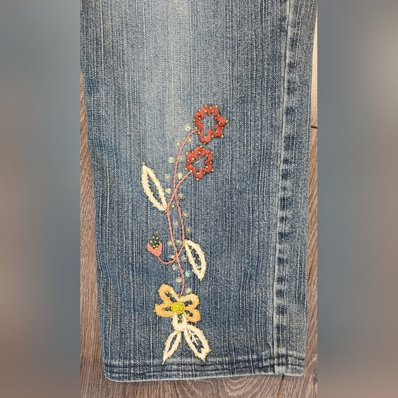 Vintage Simon Chang Faded Blue Straight Leg Jeans with Floral Embroidery