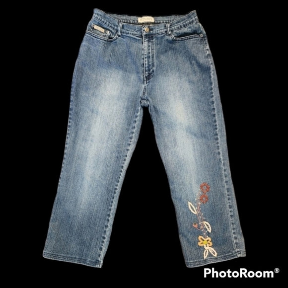 Vintage Simon Chang Faded Blue Straight Leg Jeans with Floral Embroidery